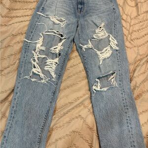 American eagle distressed Jeans